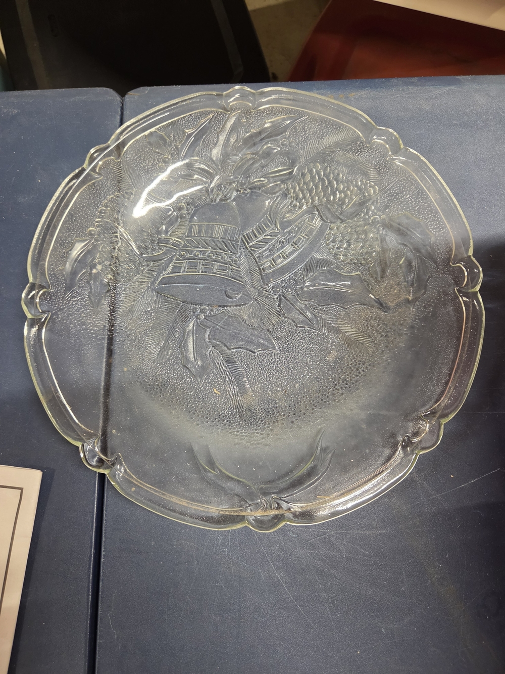 Clear Decorative Glass Serving Platter with Christmas Design